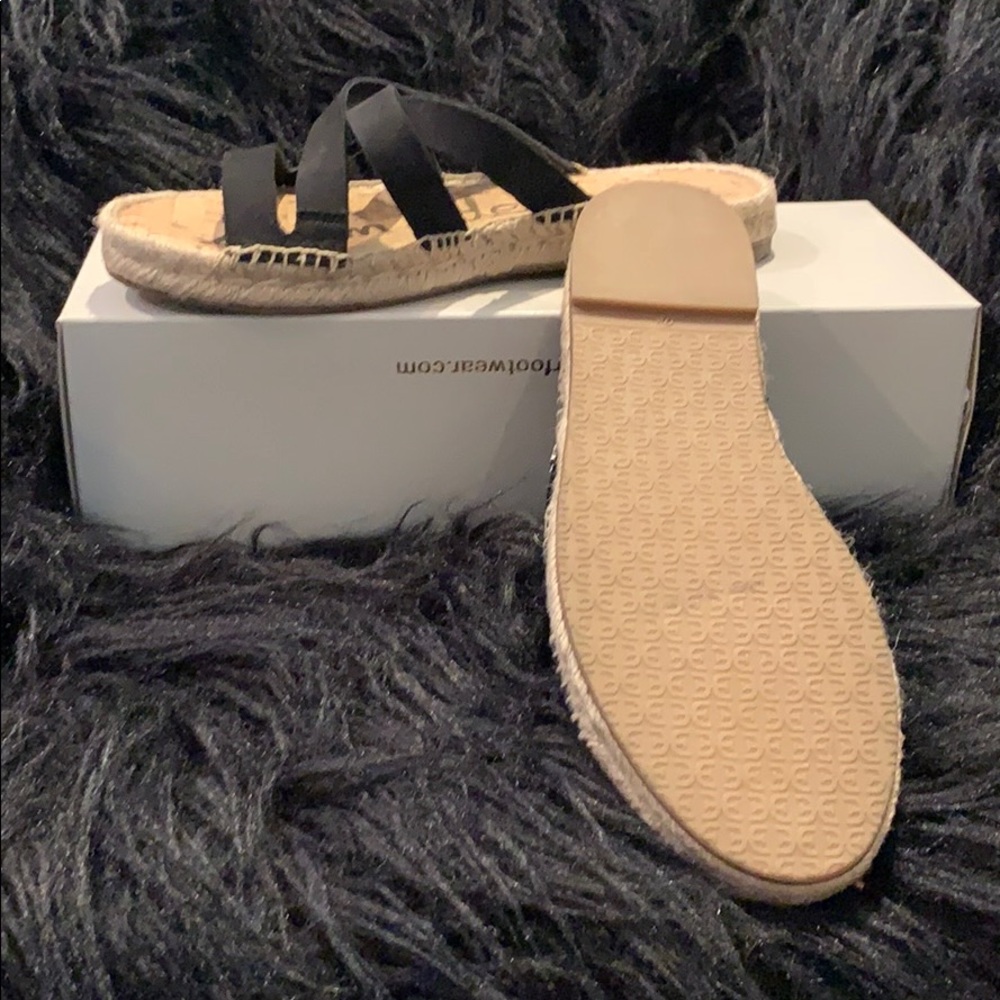 Sandals - Picture 3 of 3